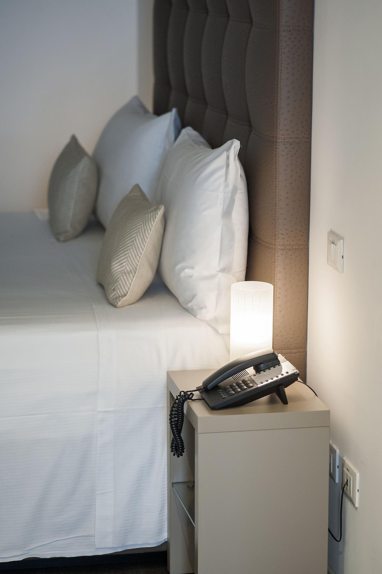 Hotel Studio Inn Centrale & Milano Urban Padel Eksteriør bilde